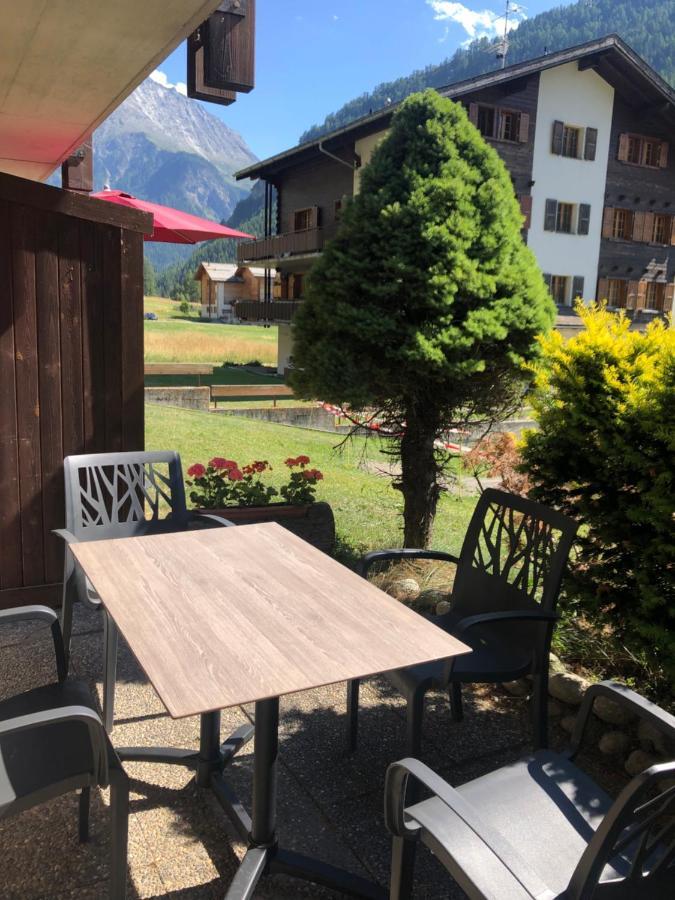 L'Herensarde, Bel Appartement Avec Jardin-Terrasse Et Garage Evolene Bagian luar foto